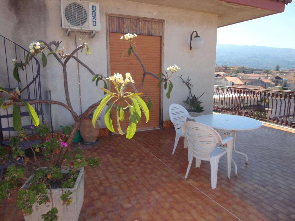 דירות ריפוסטו Casa Delle Pomelie - Taormina & Etna Panoramic Views מראה חיצוני תמונה